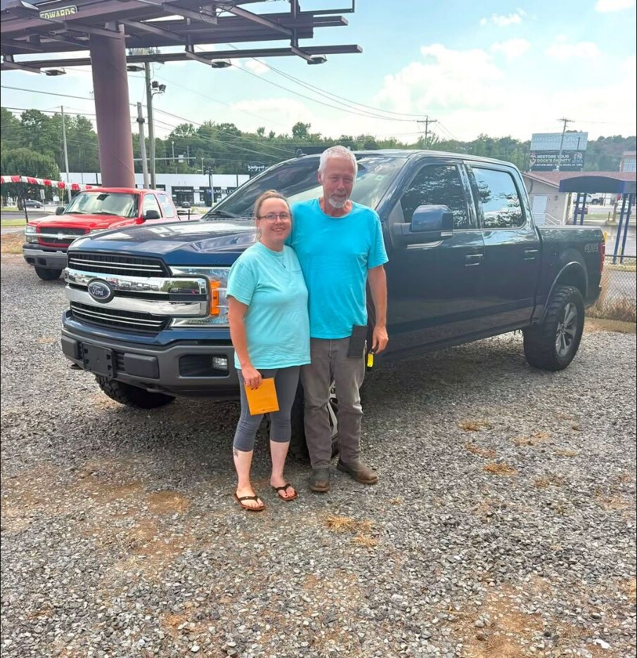 James and Ashley with their 2019 Ford F-150 purchased from TMT Motors