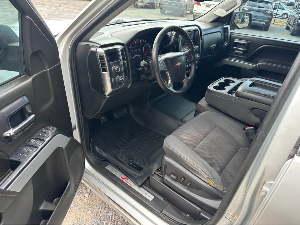 2014 Chevrolet Silverado 1500 LT photo 5