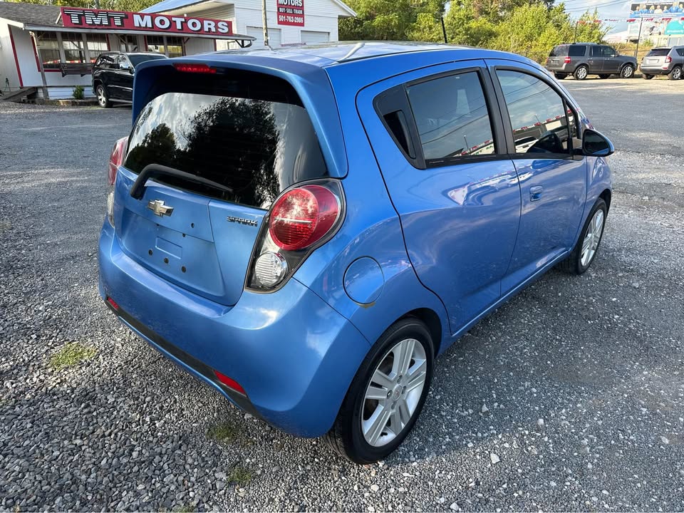 2014 Chevrolet Spark LS photo 3