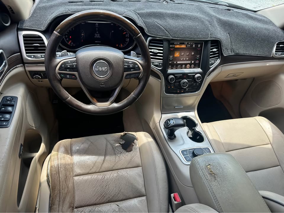 2014 Jeep Grand Cherokee Overland photo 10