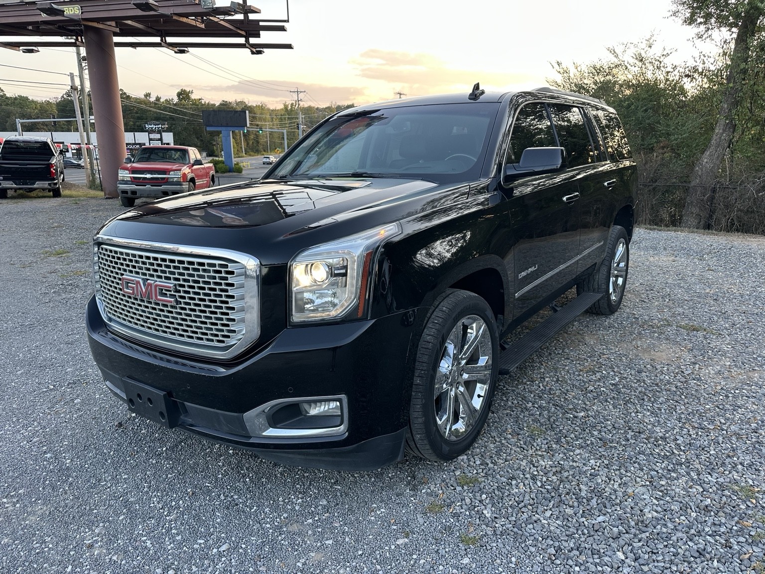 Black 2017 GMC Yukon Denali