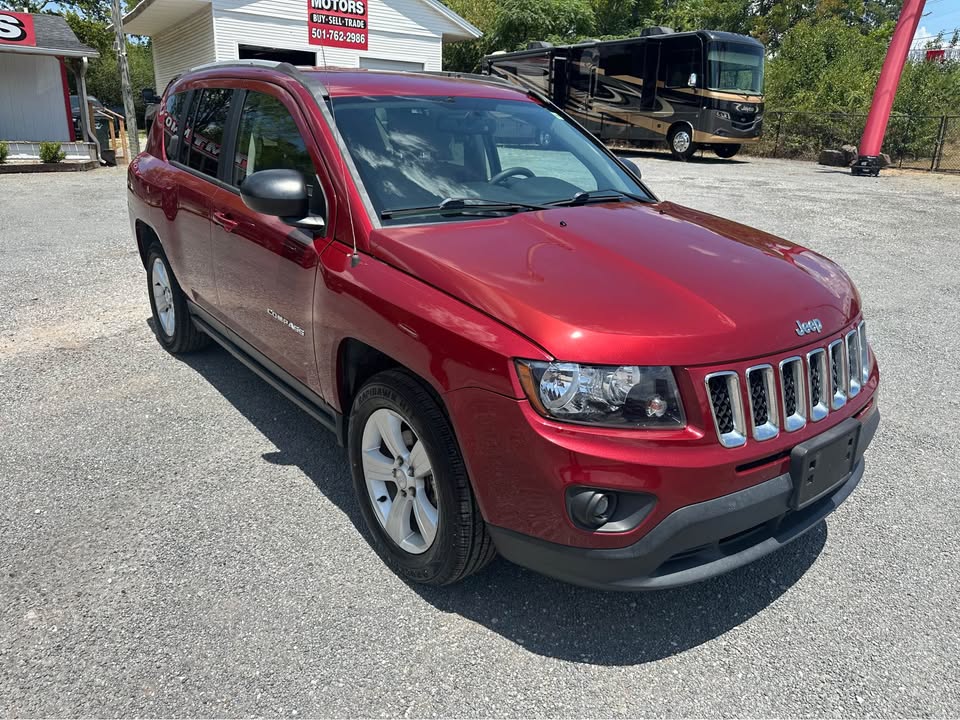 2017 Jeep Compass Sport photo 4