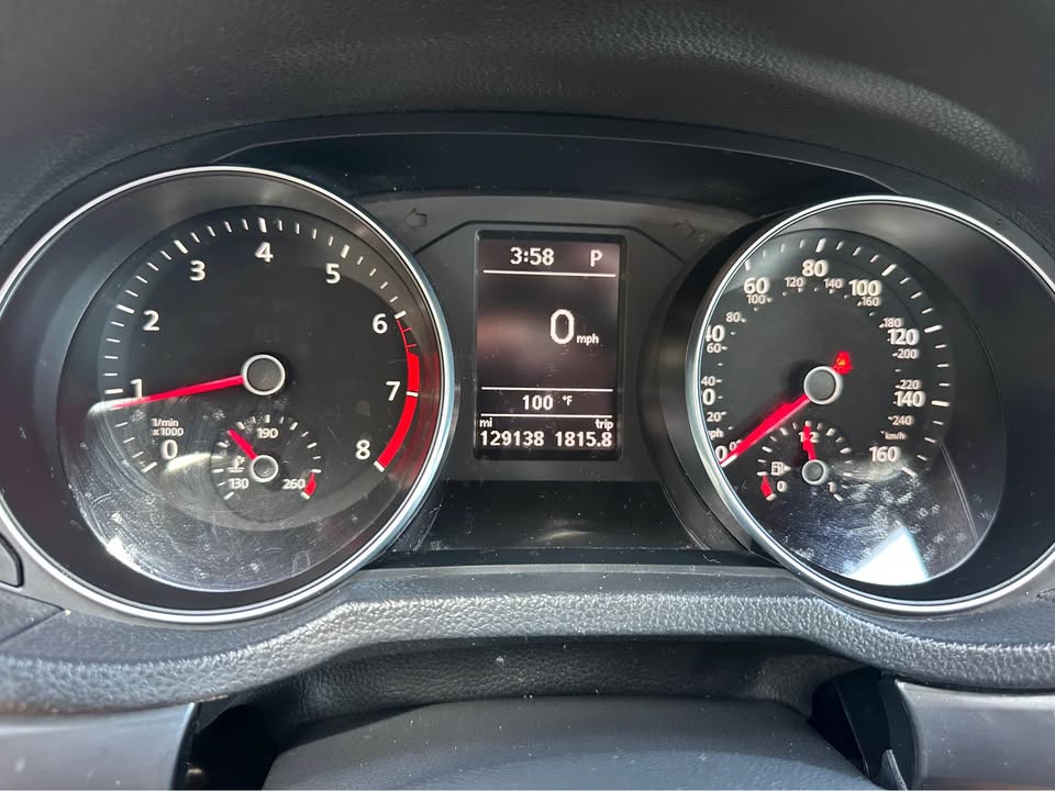 2017 Volkswagen Passat R-Line photo 11