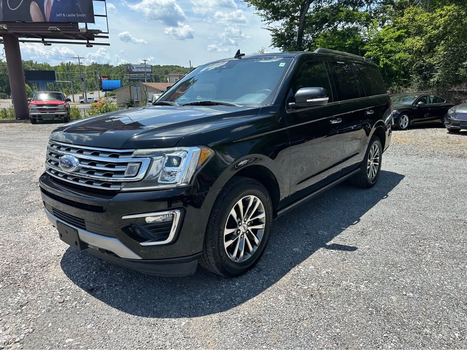 Black 2018 Ford Expedition Limited