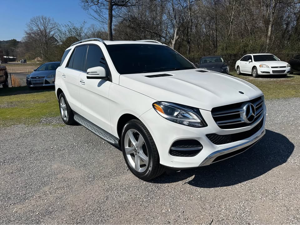 2018 Mercedes-Benz GLE 350 4MATIC photo 4