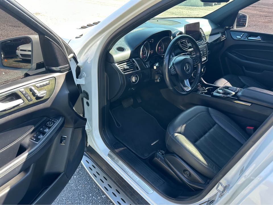 2018 Mercedes-Benz GLE 350 4MATIC photo 5
