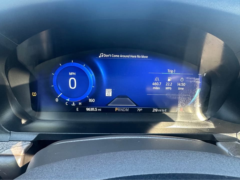 2020 Ford Explorer Platinum photo 13