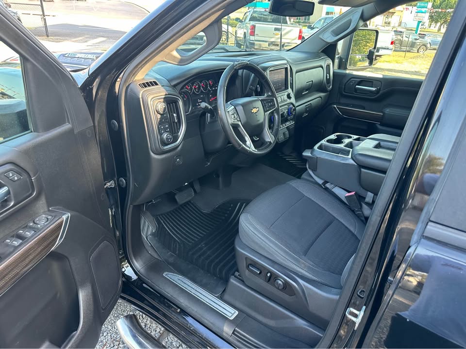 2021 Chevrolet Silverado 2500HD LT photo 5