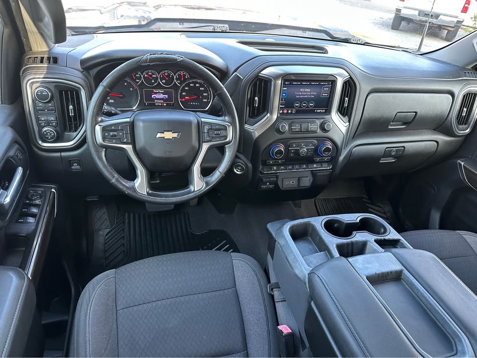 2021 Chevrolet Silverado 2500HD LT photo 9