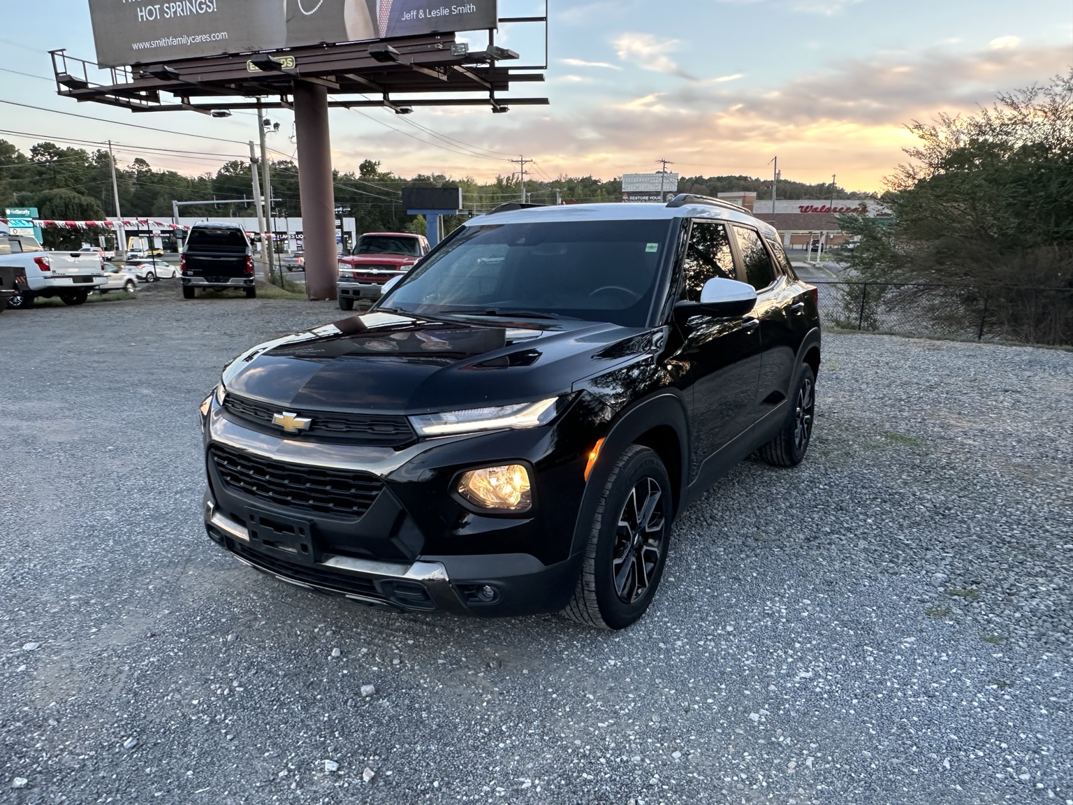 Black with contrasting roof 2021 Chevrolet Trailblazer ACTIV